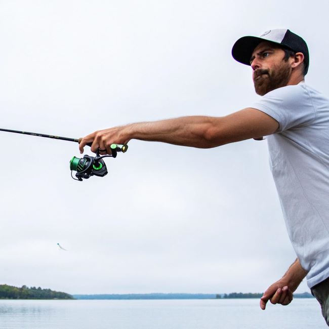 Lightweight Piscifun Viper X fishing reel for freshwater and inshore angling
